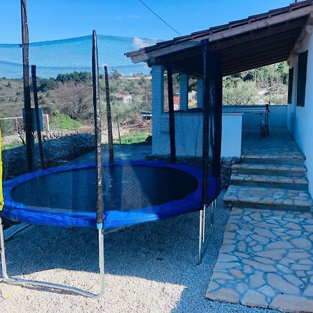 Holiday Home Ela Dračevica Eksteriør bilde