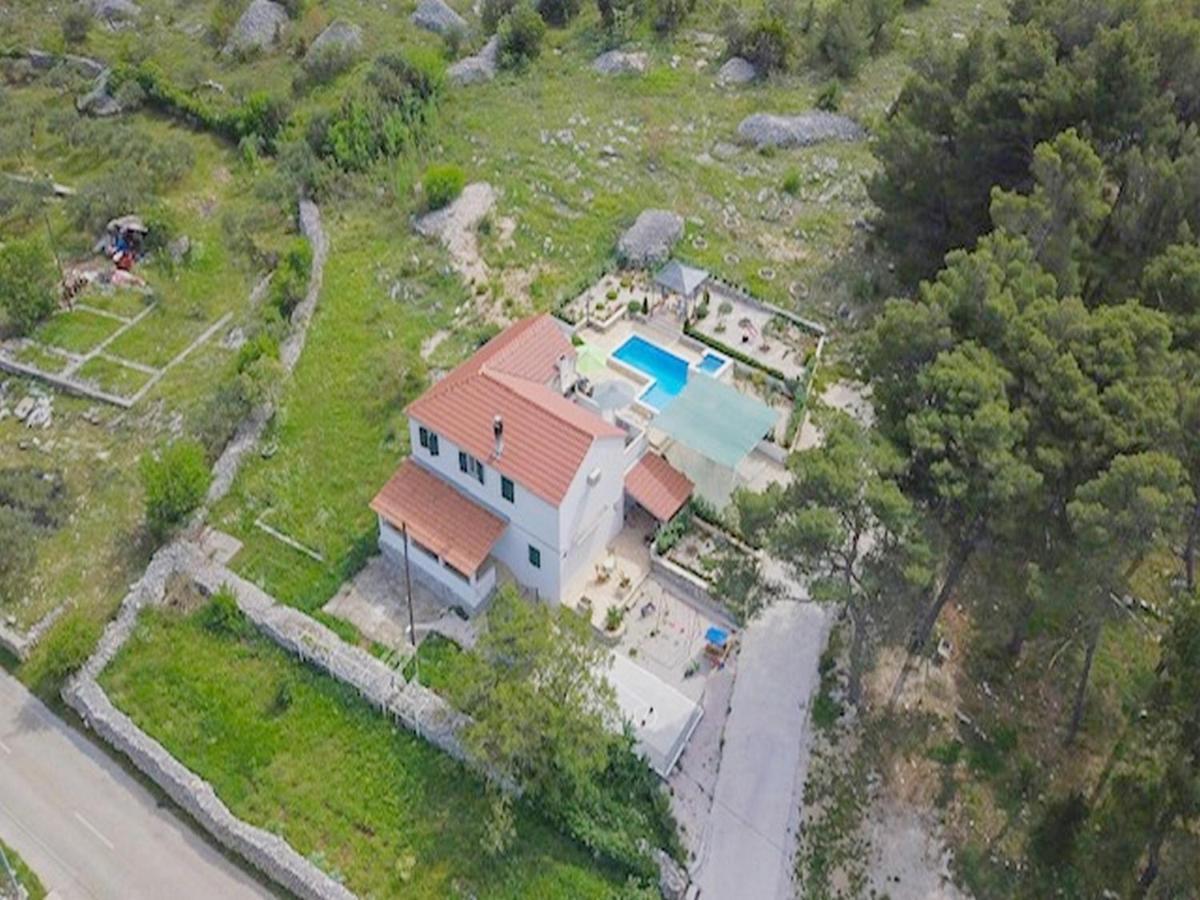 Holiday Home Ela Dračevica Eksteriør bilde