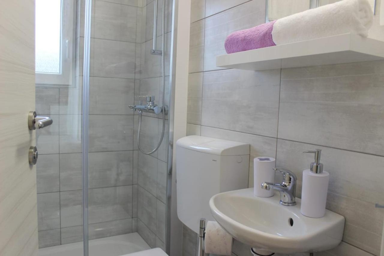 Holiday Home Ela Dračevica Eksteriør bilde